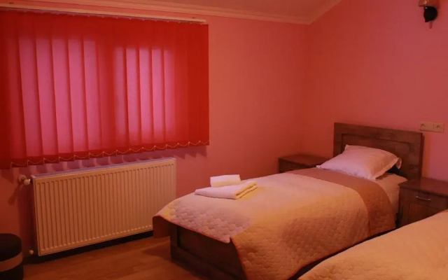 Hotel Shirim