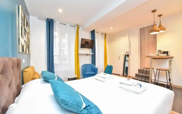 Modern Studio in the Heart of Paris