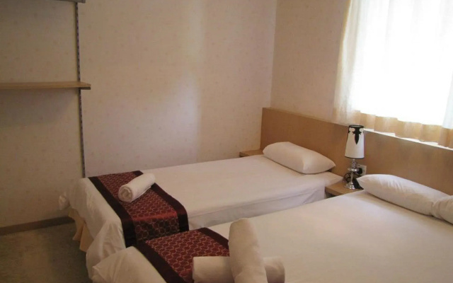 The Crown Borneo Hotel