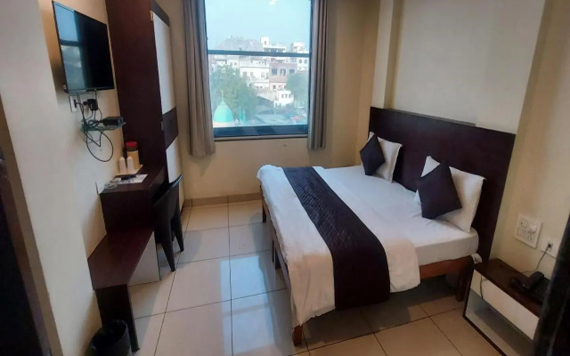 Hotel Rashika Palace