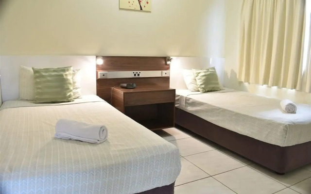 Tradewinds McLeod Holiday Apartments