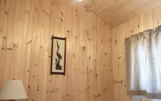 Black Lake Cabins