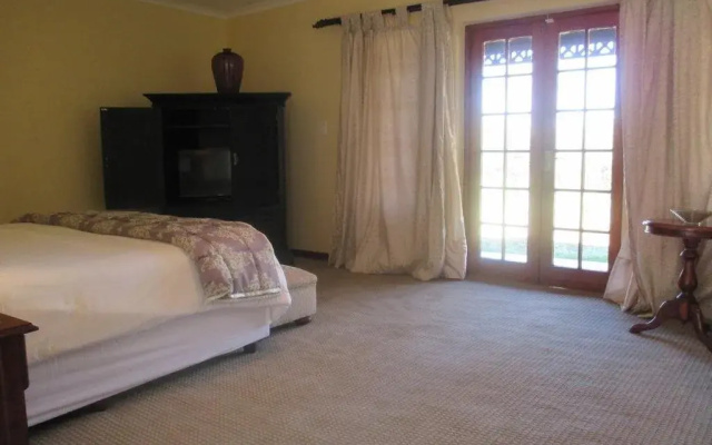 Magalies Manor