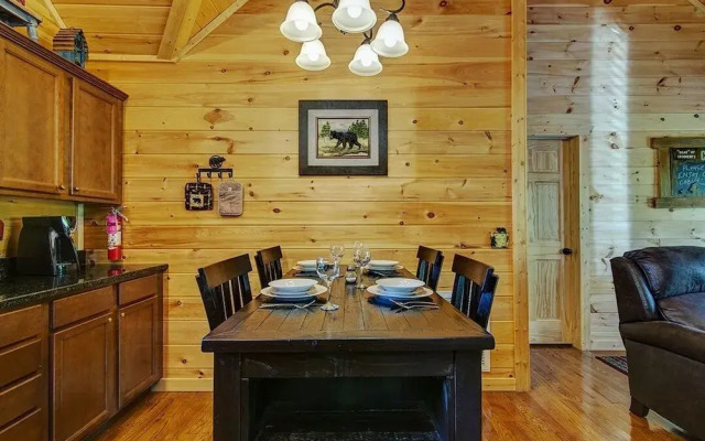 Tucked Away 1 Bedroom 1 Bathroom Home