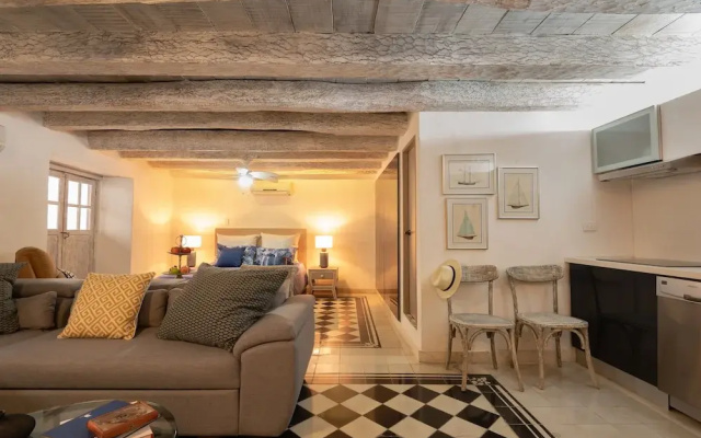 Exclusive Apartment Walled City