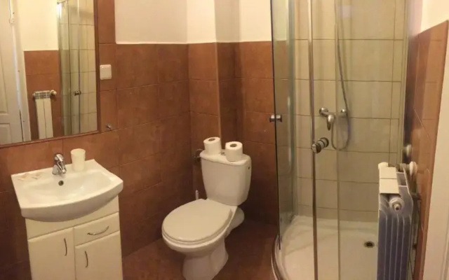 Route 7 Hostel