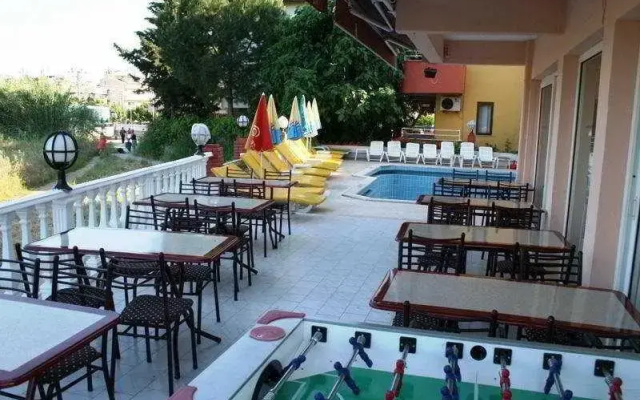 Moneta Boutique Hotel