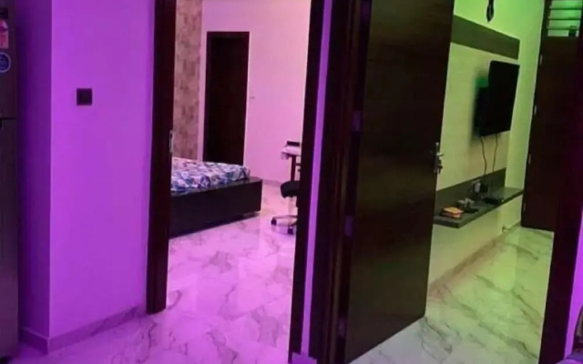 Karachi Family Guest House