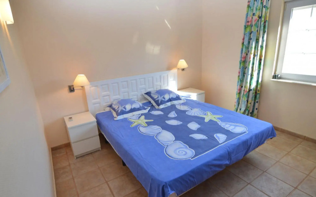 Villa in El Agar With Private Pool and Beaches