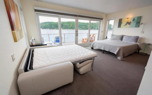 Luxury Lookout Hood Canal Vacation Rental