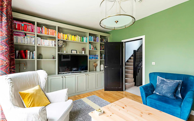 Paradise Row Townhouse