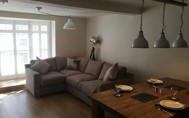 Riverside Suites Llangollen