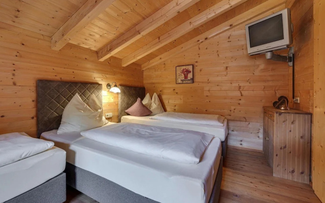 Chalet in Fugen Near Spieljochbahn