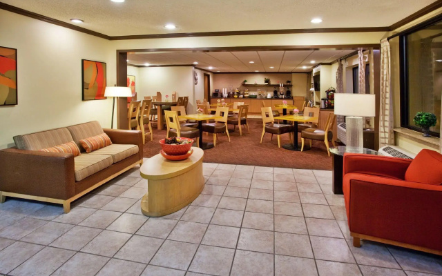 Spark by Hilton Savannah Midtown