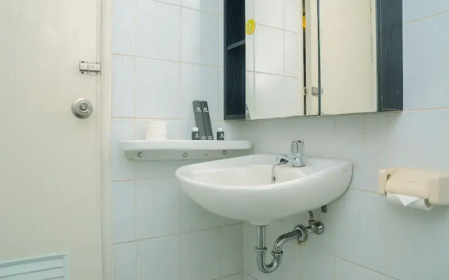 Comfortable 2BR at Signature Park Tebet Apartment By Travelio
