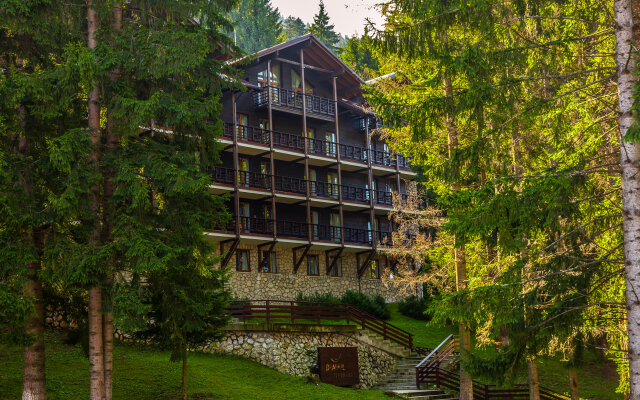 Ana Hotels Bradul Poiana Brasov In Brasov Romania From 569 Photos Reviews Zenhotels Com