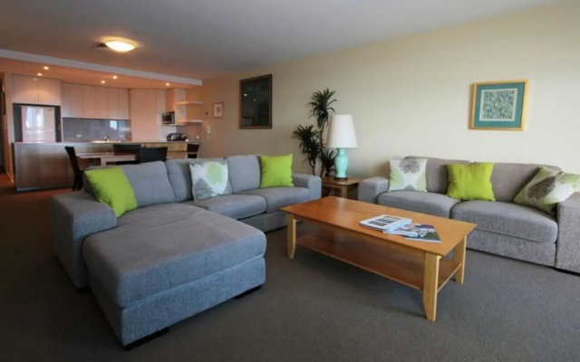 Riverside Apartments & Hotel Ballina