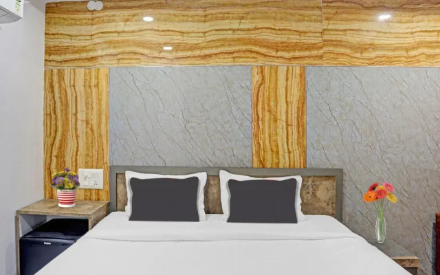 Capital O 70268 Vihari Grand Inn