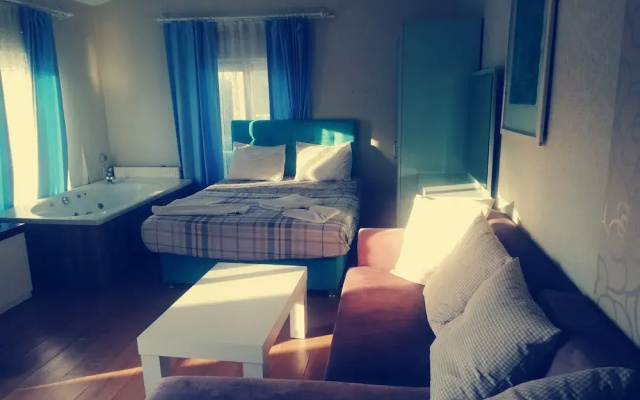 Livia Residence