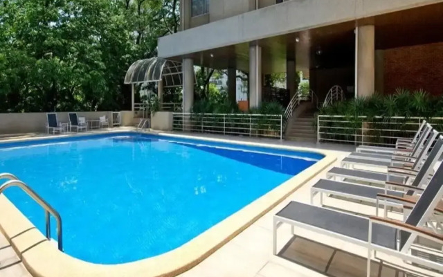 Krystal Court