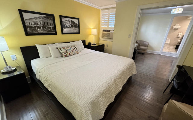 The Sherman Inn