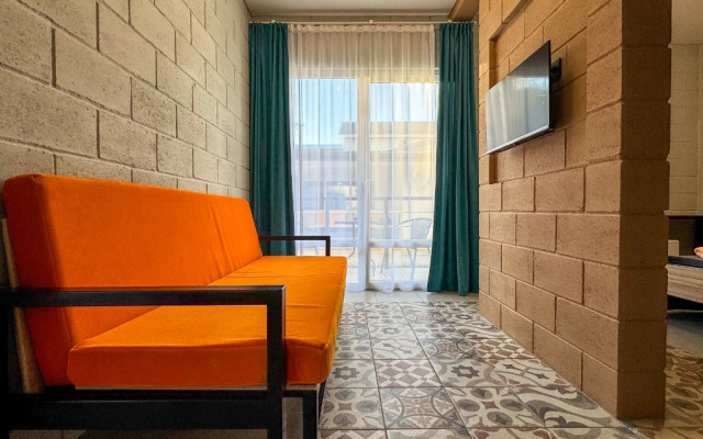 "Aquarius Hotel"