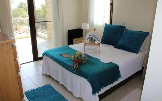 Unique Beach Luxurious Villas