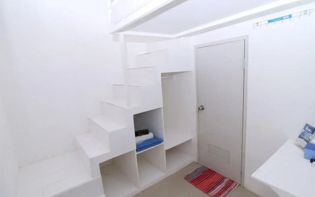 Kamar Keluarga Jelambar Hadiah Syariah