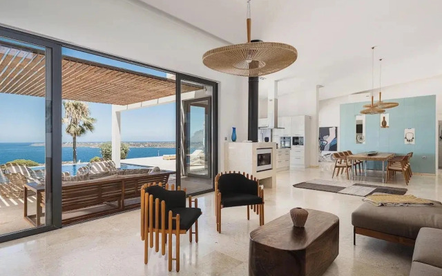 Villa Jamila by Cura Villas Collection