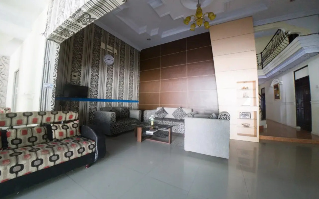 Eljie Hotel Limboto