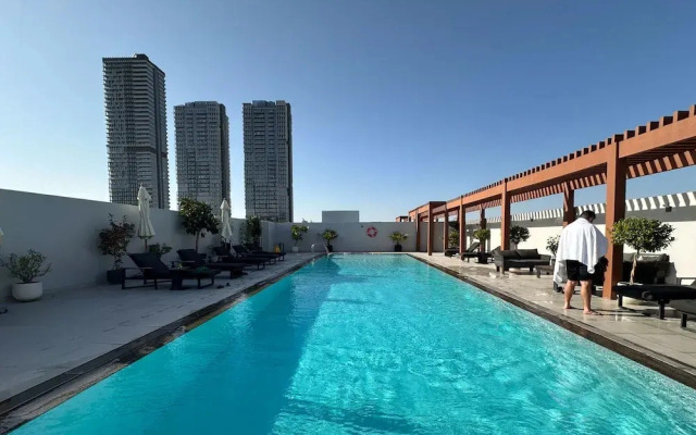 Manzil - Lux Studio close to Circle Mall