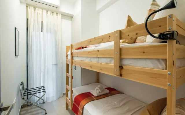 Zappa 2-BR Apt With Terrace in Athens