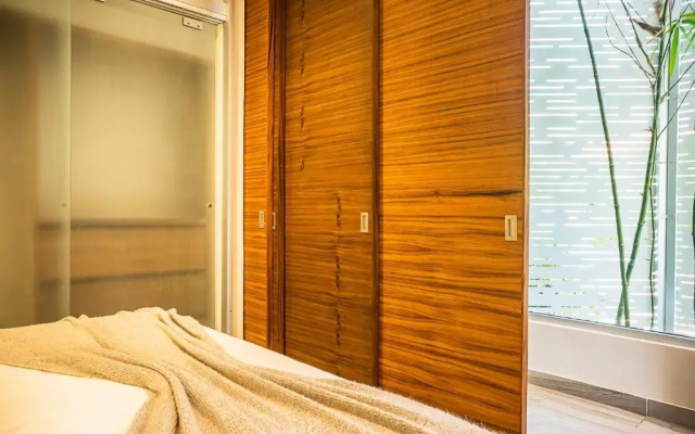 Private Canal Villa 10min to Beach