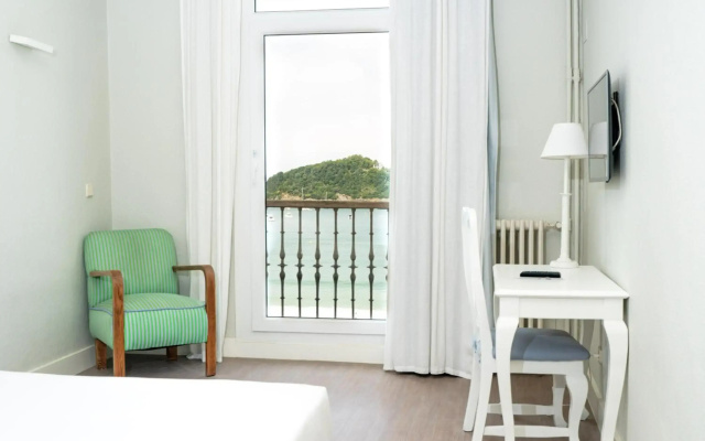Hotel Niza