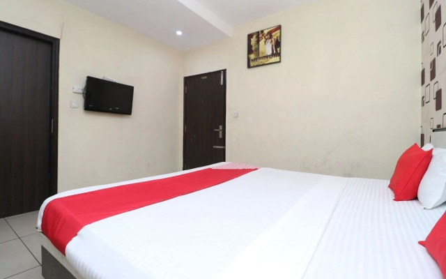 OYO 24863 Suri Guest House