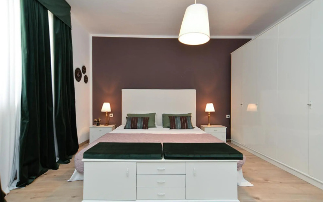House Desanka 2102