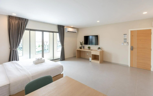 Good Nine Hotel