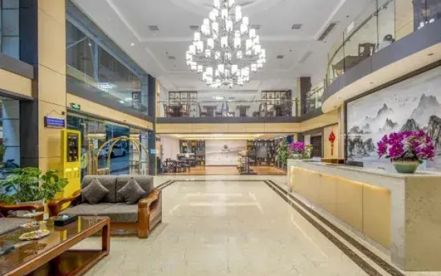 Taxing Hotel (Huangguoshu Waterfall Scenic Area)