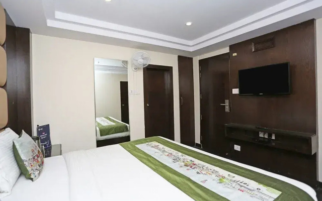 OYO Flagship 22444 Hotel Shiwalik Regency Mall Road