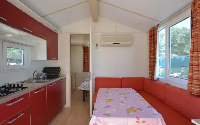 Flores Mobile Home