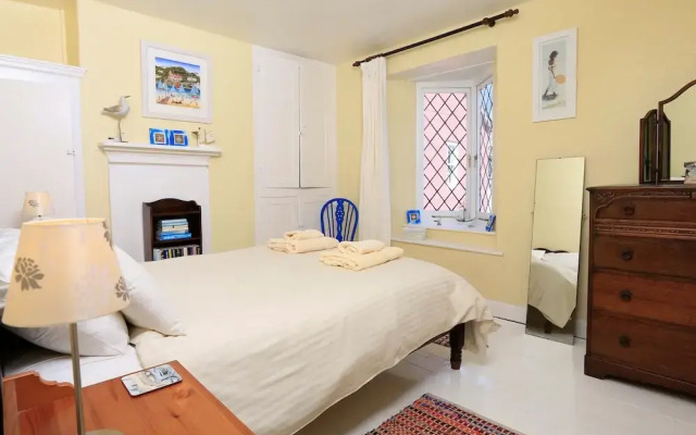 Aune Cottage