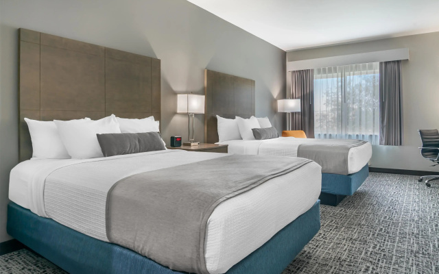 Best Western Plus Wayland Hotel
