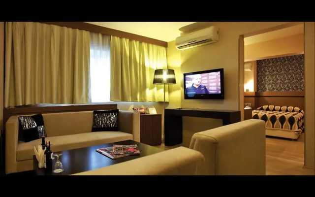 Susuzlu Hotel