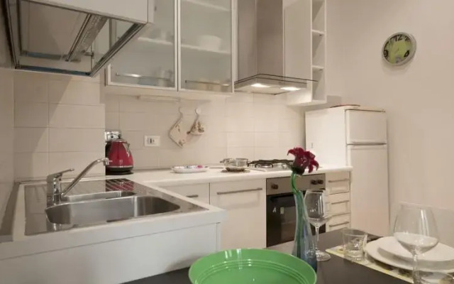 Gramsci Halldis Apartment