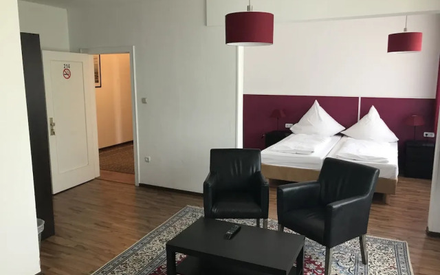 Garni Hotel Lore