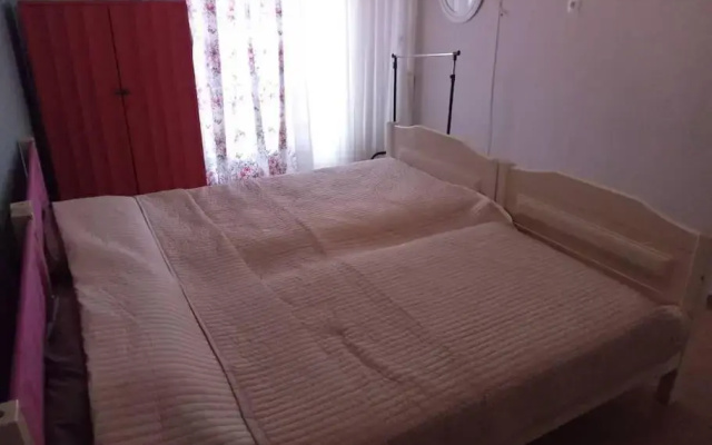 ΔΙΑΜΕΡΙΣΜΑ ΣΕ ΠΟΛΥΚΑΤΟΙΚΙΑ ΣΤΟ ΚΕΝΤΡΟ ΤΩΝ ΣεΡΡΩΝ ΚΩΝΣΤΑΝΤΙΝΟΥ ΣΤΑΜΟΥΛΗ 15