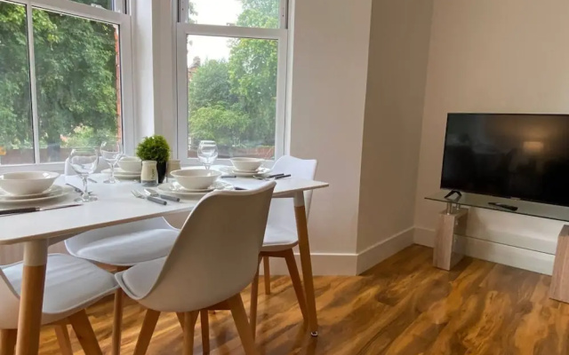 De Parys Premier Lodge 3 Stylish 2BR Bedford Apartment