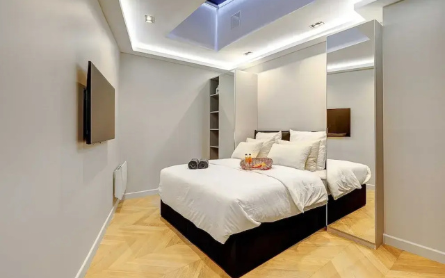 Elegant Apartment With Ac-3br-10p-place des Vosges