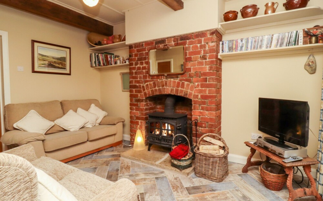 Oak Cottage