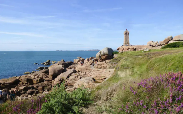 Cottage by Goelo Coast With Sea Views